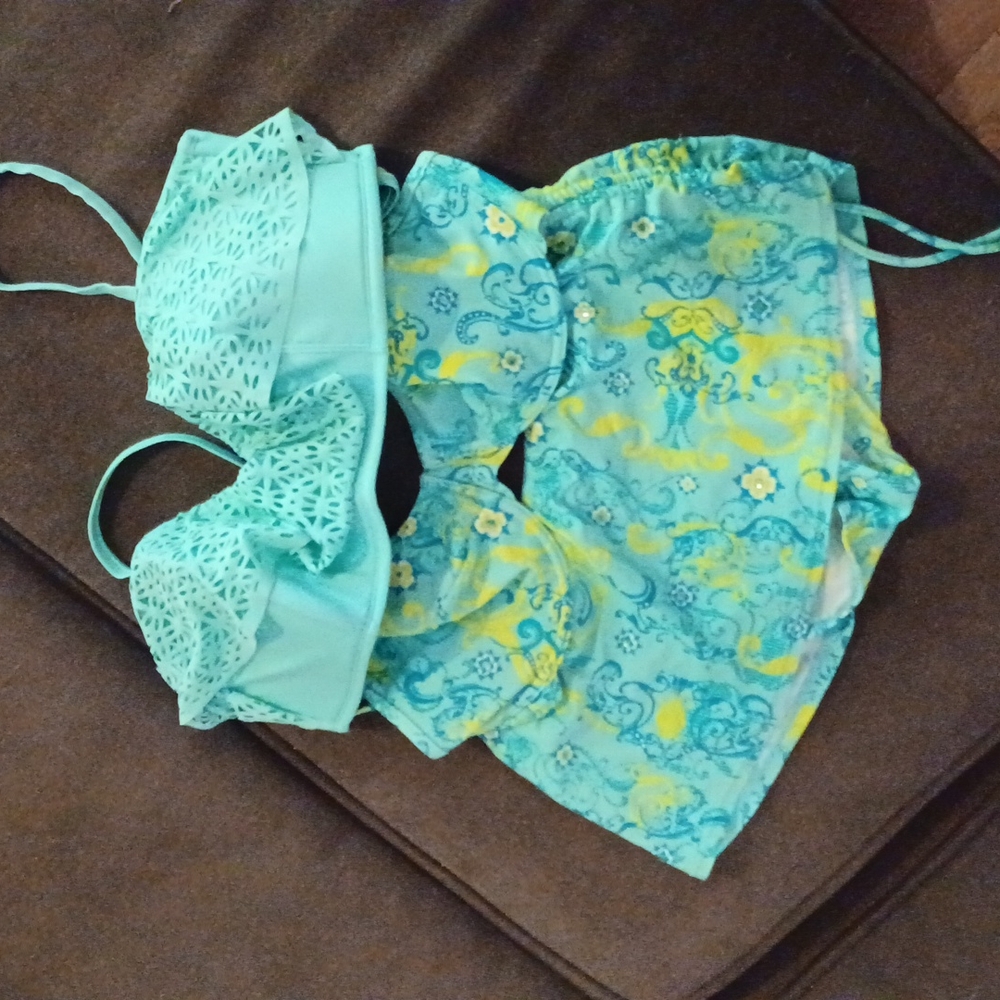 Bikini in Aqua and lemon w/high waist skirt style bottoms and 2 tops NEW